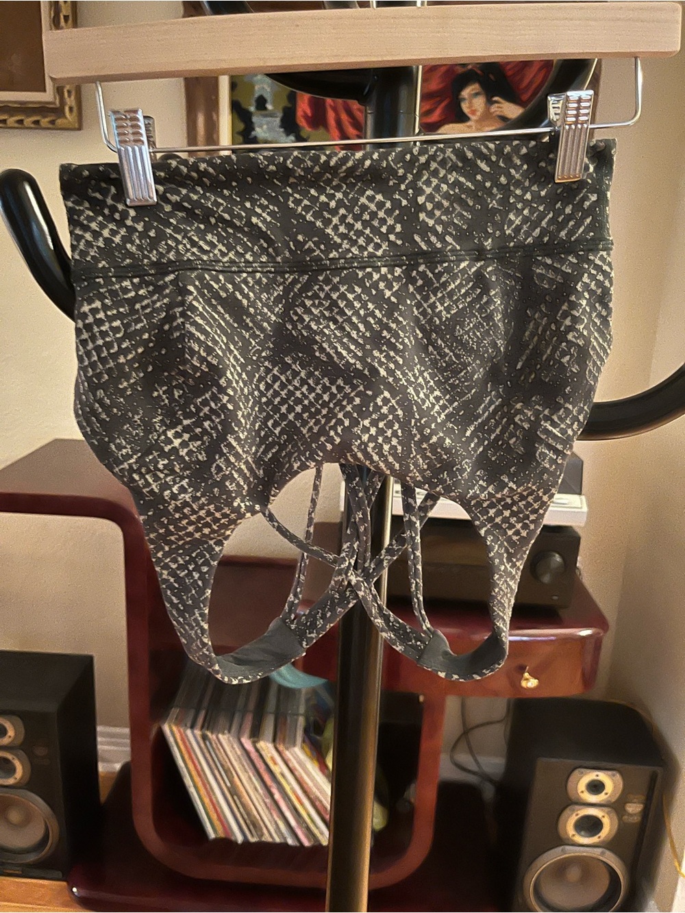 lululemon athletica Black & Green Snakeskin Patterned Sports Bra